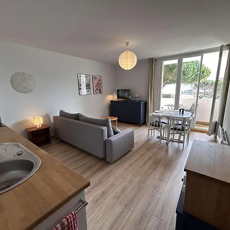 Apartment Sh210-09d - 4 Couchages Hilaire De Riez *